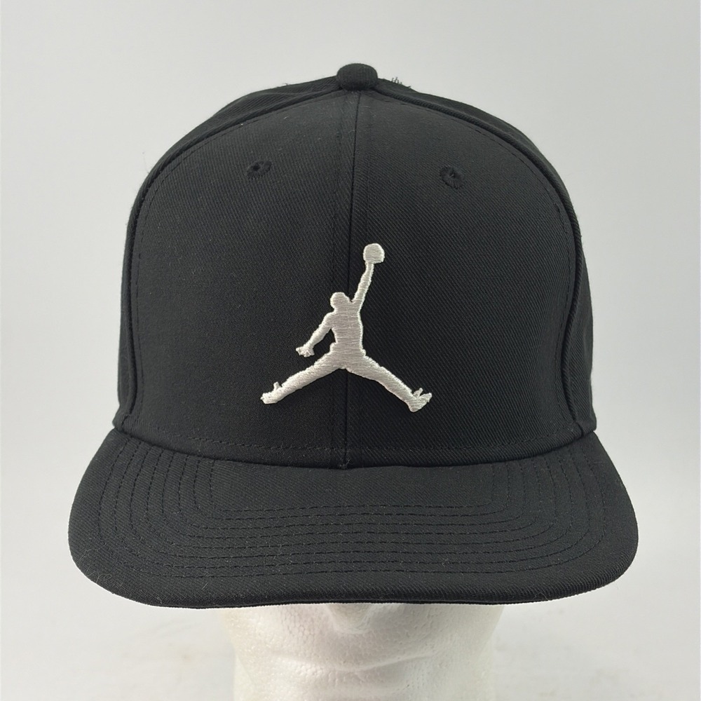 Nike Air Jordan Jumpman Pro Hat Cap Snap Back Black White Logo One Size A - Picture 2 of 14